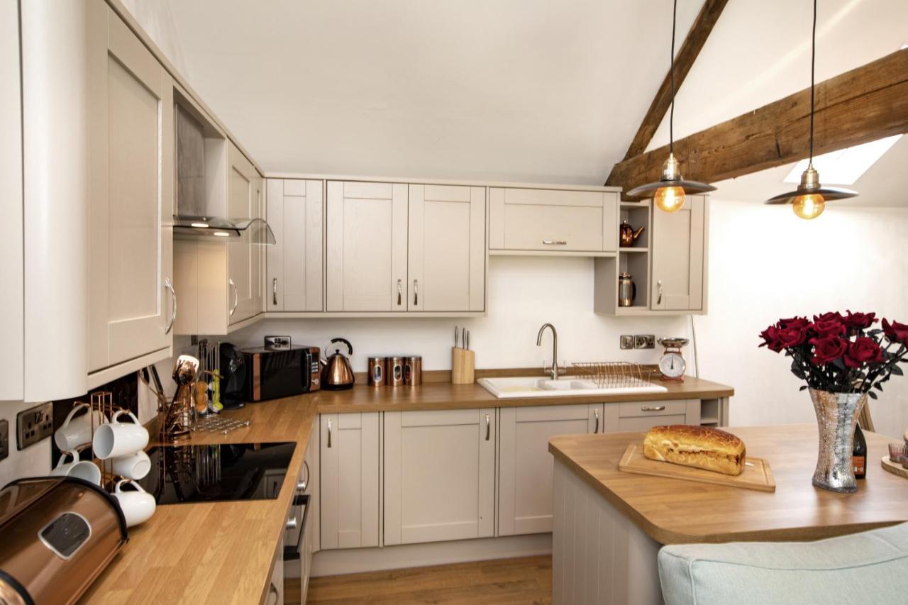 Thirley Cotes Farm Cottages Скарборо Екстер'єр фото