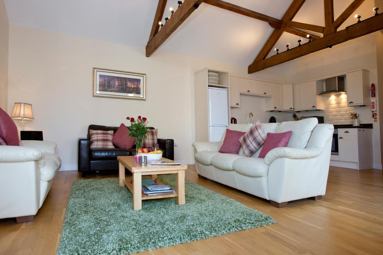 Thirley Cotes Farm Cottages Скарборо Екстер'єр фото